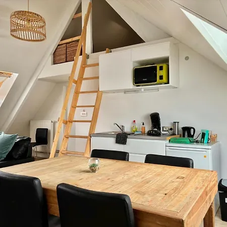 Dock Loft 3*